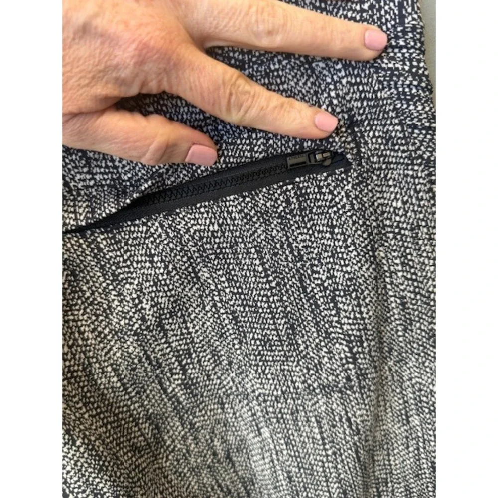 Athleta Delancey Textured Moto Sz M Black White Zip‎ Ankle Leggings - Picture 6 of 10